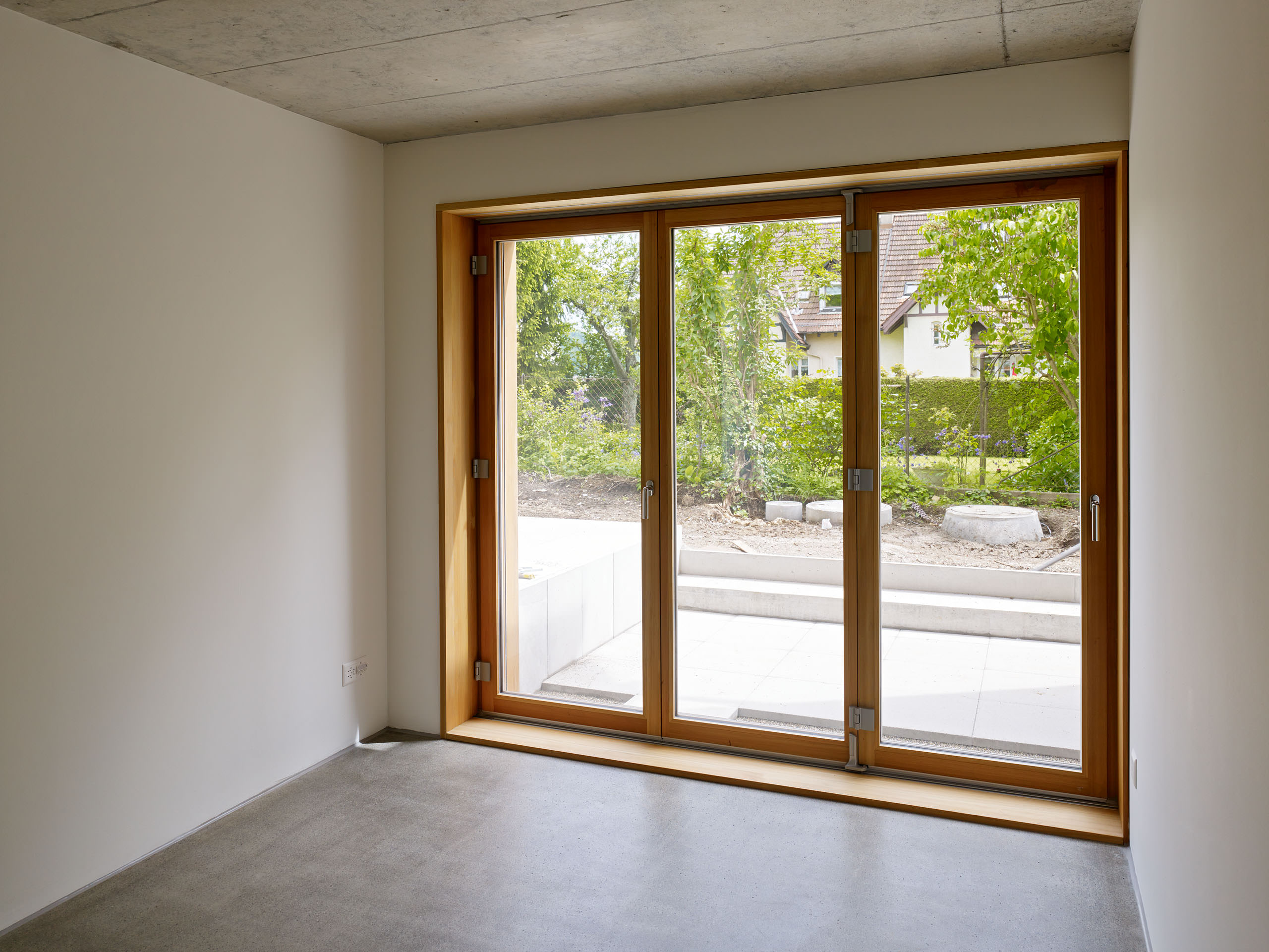 E14496 Alpa 044428 j2560